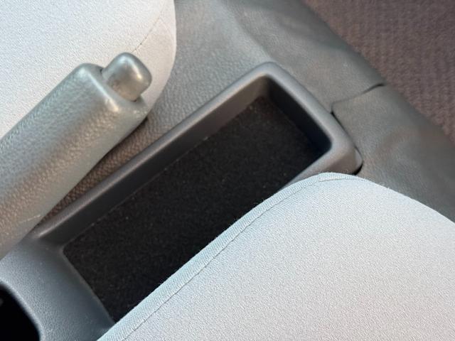 ハイゼットカーゴ ＤＸ　ハイルーフ／キーレス／パワーウィンドウ／ドライブレコーダー／オートマ／２０２４年製ブリジストンタイヤ／オーバーヘッドコンソール／フルフラット（24枚目）