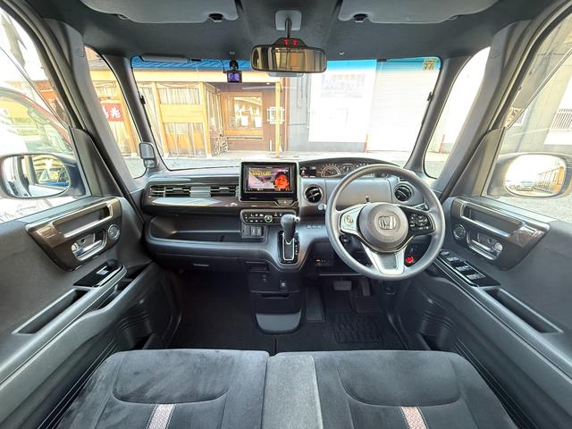 N-BOXカスタム G・Lホンダセンシング /衝突軽減/カロッツェリアナビ/Bluetooth/バックモニター/フルセグ/ドライブレコーダー/ETC/パワースライドドア/スマートキー/レーダークルーズ/レーンキープ(3枚目)