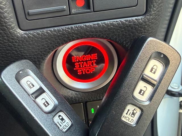 N-BOXカスタム G・Lホンダセンシング /衝突軽減/カロッツェリアナビ/Bluetooth/バックモニター/フルセグ/ドライブレコーダー/ETC/パワースライドドア/スマートキー/レーダークルーズ/レーンキープ(21枚目)