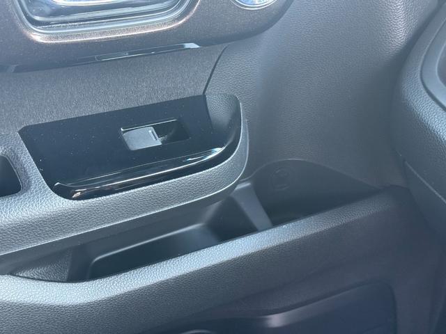 N-BOXカスタム G・Lホンダセンシング /衝突軽減/カロッツェリアナビ/Bluetooth/バックモニター/フルセグ/ドライブレコーダー/ETC/パワースライドドア/スマートキー/レーダークルーズ/レーンキープ(35枚目)