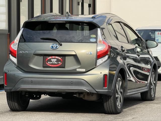 アクア クロスオーバー グラム /衝突軽減/純正ナビ/Bluetooth/バックモニター/テレビ/ドライブレコーダー/ハーフレザーシート/スマートキー/クリアランスソナー/純正16インチアルミホイール/レーンキープアシスト(2枚目)