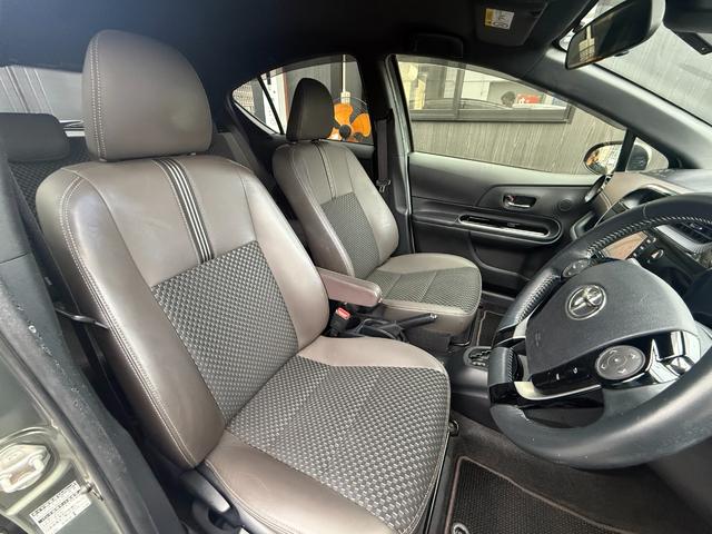 アクア クロスオーバー グラム /衝突軽減/純正ナビ/Bluetooth/バックモニター/テレビ/ドライブレコーダー/ハーフレザーシート/スマートキー/クリアランスソナー/純正16インチアルミホイール/レーンキープアシスト(5枚目)