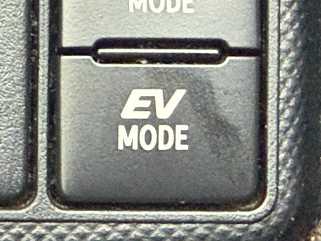 アクア クロスオーバー グラム /衝突軽減/純正ナビ/Bluetooth/バックモニター/テレビ/ドライブレコーダー/ハーフレザーシート/スマートキー/クリアランスソナー/純正16インチアルミホイール/レーンキープアシスト(25枚目)