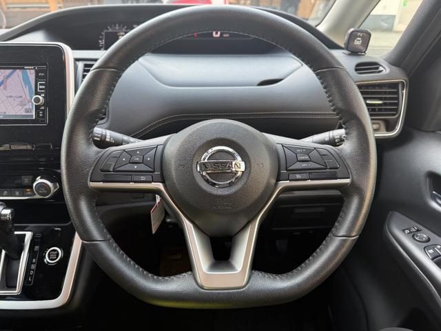 セレナ ハイウェイスター　／両側パワースライドドア／純正ナビ／Ｂｌｕｅｔｏｏｔｈ／バックモニター／フルセグ／ドライブレコーダー／ビルトインＥＴＣ／オートステップ／コーナーセンサー／オートライト／シートバックテーブル（20枚目）