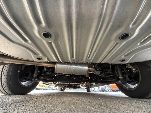 セレナ ハイウェイスター　／両側パワースライドドア／純正ナビ／Ｂｌｕｅｔｏｏｔｈ／バックモニター／フルセグ／ドライブレコーダー／ビルトインＥＴＣ／オートステップ／コーナーセンサー／オートライト／シートバックテーブル（36枚目）