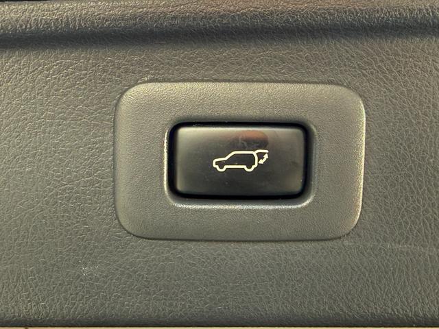 ヴェルファイア 2.4Z プラチナムセレクション /両側パワースライドドア/パワーバックドア/純正ナビ/フリップダウンモニター/Bluetooth/バックモニター/フルセグ/車高調/20インチアルミホイール/シートカバー/HIDヘッドライト(27枚目)