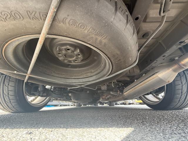 ヴェルファイア 2.4Z プラチナムセレクション /両側パワースライドドア/パワーバックドア/純正ナビ/フリップダウンモニター/Bluetooth/バックモニター/フルセグ/車高調/20インチアルミホイール/シートカバー/HIDヘッドライト(36枚目)