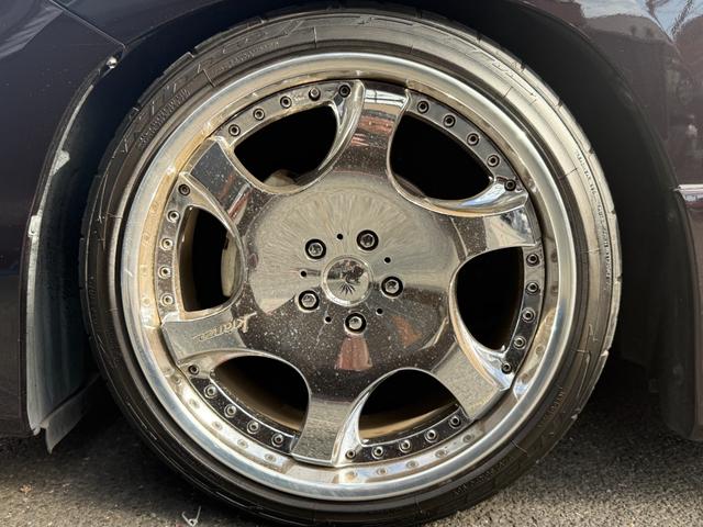 ヴェルファイア 2.4Z プラチナムセレクション /両側パワースライドドア/パワーバックドア/純正ナビ/フリップダウンモニター/Bluetooth/バックモニター/フルセグ/車高調/20インチアルミホイール/シートカバー/HIDヘッドライト(42枚目)