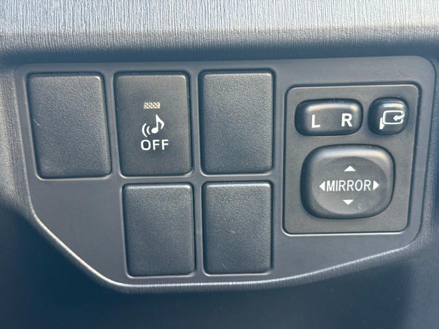 プリウス G 純正ナビ/Bluetooth/バックモニター/フルセグ/ドライブレコーダー/ハーフレザーシート/パワーシート/クルーズコントロール/ステアリングスイッチ/オートライト/スマートキー(24枚目)