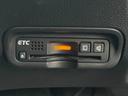 ハイブリッドＺ・ホンダセンシング　／衝突軽減／ナビ／デジタルミラー型前後ドラレコ／Ｂｌｕｅｔｏｏｔｈ／バックカメラ／フルセグ／ＥＴＣ／レーダー探知機／ハーフレザーシート＆ヒーター／ＬＥＤヘッド／オートライト／パドルシフト／純正１７ＡＷ（17枚目）