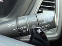 ハイブリッドＺ・ホンダセンシング　／衝突軽減／ナビ／デジタルミラー型前後ドラレコ／Ｂｌｕｅｔｏｏｔｈ／バックカメラ／フルセグ／ＥＴＣ／レーダー探知機／ハーフレザーシート＆ヒーター／ＬＥＤヘッド／オートライト／パドルシフト／純正１７ＡＷ（28枚目）