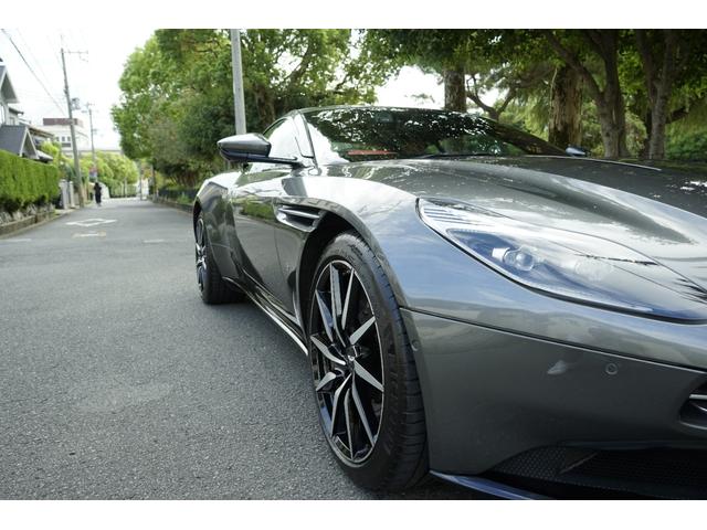 ＤＢ１１ ローンチエディション　Ｖ１２　正規ディーラー車　ディーラー点検記録　右ハンドル　赤革シート（31枚目）