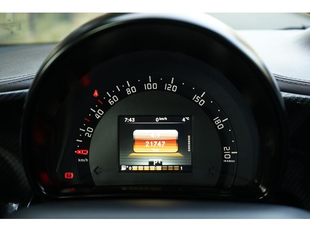 スマートフォーツーカブリオ ＢＲＡＢＵＳ　エクスクルーシブ　テーラーメイド　　左ハンドル　ＪＢＬ　ＥＱテール　専用レザーシート　グレーキャンバストップ（13枚目）