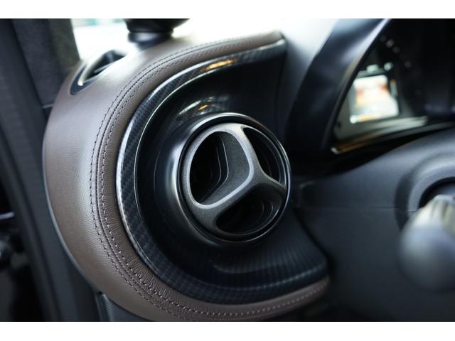 スマートフォーツーカブリオ ＢＲＡＢＵＳ　エクスクルーシブ　テーラーメイド　　左ハンドル　ＪＢＬ　ＥＱテール　専用レザーシート　グレーキャンバストップ（16枚目）