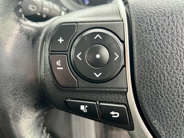 ノア ハイブリッドG 純正大型ナビ フルセグテレビ バックカメラ 天井モニター 衝突軽減 両側電動 クルコン シートヒーター スマートキー LEDヘッドライト フォグ ドラレコ ETC 純正アルミ(20枚目)