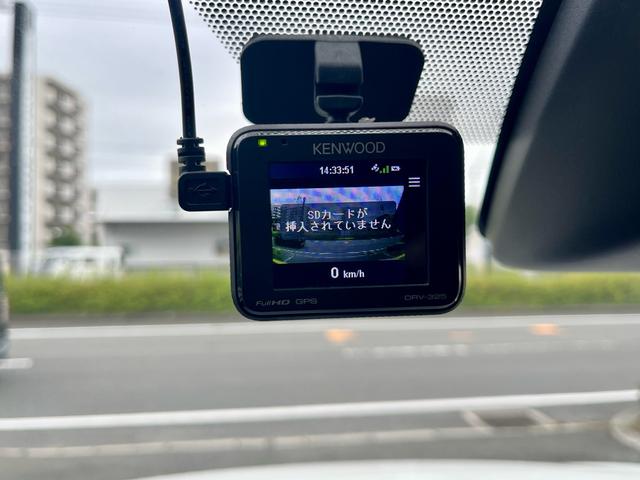 ノア ハイブリッドG 純正大型ナビ フルセグテレビ バックカメラ 天井モニター 衝突軽減 両側電動 クルコン シートヒーター スマートキー LEDヘッドライト フォグ ドラレコ ETC 純正アルミ(26枚目)