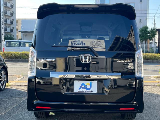ステップワゴンスパーダ Z クールスピリット アルパイン大型ナビ フルセグテレビ バックカメラ 天井モニター 両側電動 クルコン コンビシート パドルシフト HIDヘッド フォグ ドラレコ ETC 純正アルミ(4枚目)