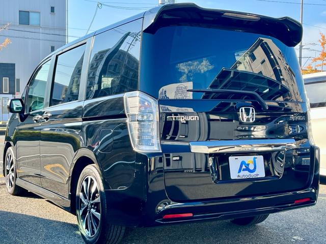 ステップワゴンスパーダ Z クールスピリット アルパイン大型ナビ フルセグテレビ バックカメラ 天井モニター 両側電動 クルコン コンビシート パドルシフト HIDヘッド フォグ ドラレコ ETC 純正アルミ(5枚目)