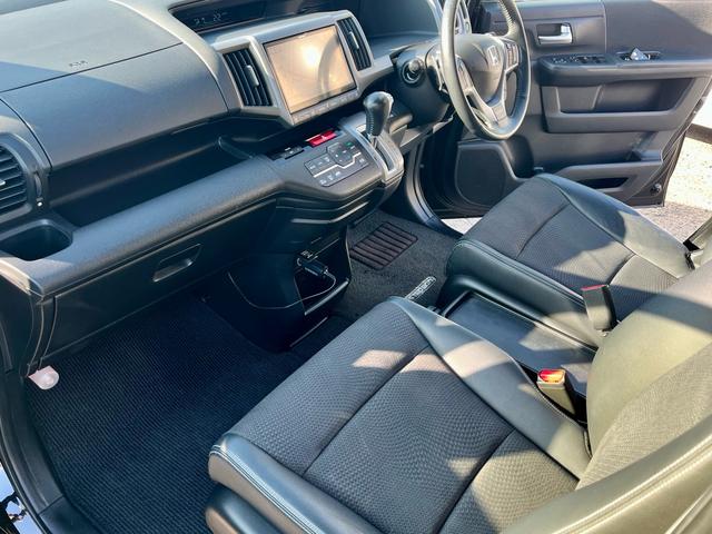 ステップワゴンスパーダ Z クールスピリット アルパイン大型ナビ フルセグテレビ バックカメラ 天井モニター 両側電動 クルコン コンビシート パドルシフト HIDヘッド フォグ ドラレコ ETC 純正アルミ(21枚目)