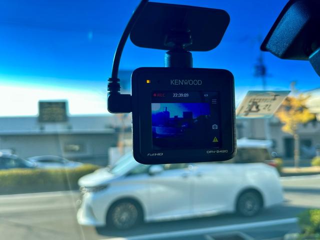 ステップワゴンスパーダ Z クールスピリット アルパイン大型ナビ フルセグテレビ バックカメラ 天井モニター 両側電動 クルコン コンビシート パドルシフト HIDヘッド フォグ ドラレコ ETC 純正アルミ(32枚目)