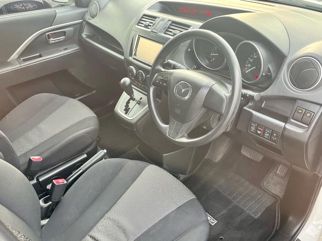 プレマシー ２０Ｅ　純正ナビ　ワンセグテレビ　Ｂｌｕｅｔｏｏｔｈオーディオ　両側電動　スマートキー　アイストップ　ＥＴＣ（14枚目）