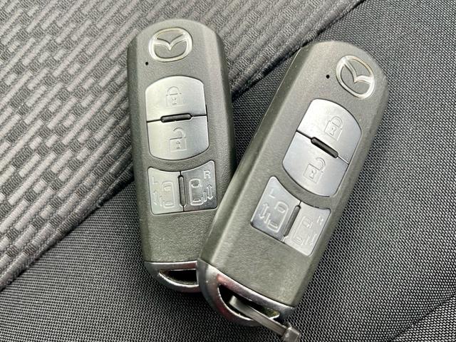 プレマシー ２０Ｅ　純正ナビ　ワンセグテレビ　Ｂｌｕｅｔｏｏｔｈオーディオ　両側電動　スマートキー　アイストップ　ＥＴＣ（21枚目）