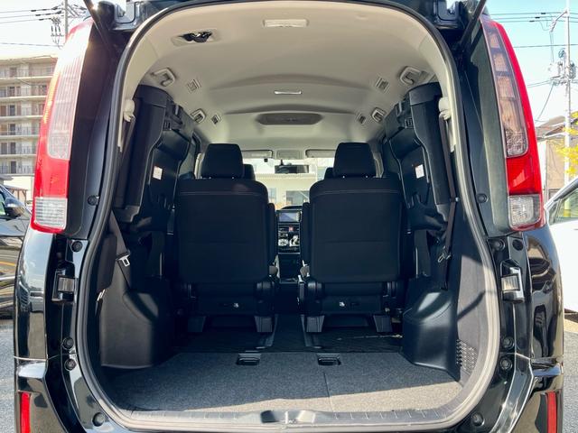 エスクァイア ハイブリッドXi 純正ナビ フルセグテレビ バックカメラ Bluetooth 両側電動 スマートキー シートヒーター LEDヘッドライト フォグ ETC 純正アルミ(17枚目)