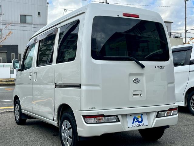 ハイゼットカーゴ クルーズターボＳＡＩＩＩ　純正ナビ　フルセグテレビ　衝突軽減ブレーキ　ターボ　キーレス　パワーウィンドウ　電動格納ミラー　ＬＥＤヘッドライト　オートライト　ＥＴＣ（5枚目）