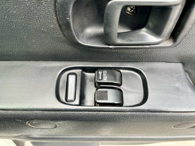 ハイゼットカーゴ クルーズターボＳＡＩＩＩ　純正ナビ　フルセグテレビ　衝突軽減ブレーキ　ターボ　キーレス　パワーウィンドウ　電動格納ミラー　ＬＥＤヘッドライト　オートライト　ＥＴＣ（21枚目）