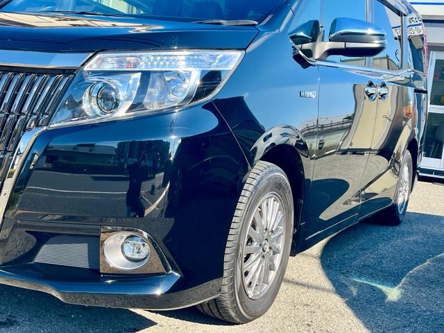 エスクァイア ハイブリッドＧｉ　ブラックテーラード　純正大型ナビ　フルセグテレビ　バックカメラ　衝突軽減　両側電動　スマートキー　黒革調シート　クルコン　シートヒーター　ＬＥＤヘッドライト　フォグ　ＥＴＣ　純正アルミ（8枚目）