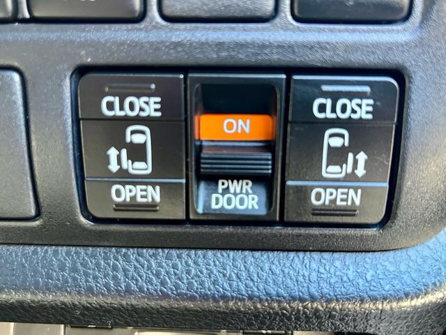 エスクァイア ハイブリッドＧｉ　ブラックテーラード　純正大型ナビ　フルセグテレビ　バックカメラ　衝突軽減　両側電動　スマートキー　黒革調シート　クルコン　シートヒーター　ＬＥＤヘッドライト　フォグ　ＥＴＣ　純正アルミ（27枚目）