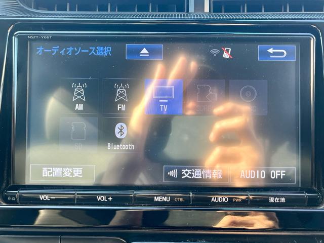 アクア Ｇソフトレザーセレクション　ＴＲＤエアロ　純正大型ナビ　フルセグテレビ　バックカメラ　衝突軽減　黒革調シート　シートヒーター　スマートキー　クルコン　ＬＥＤヘッドライト　フォグ　ＥＴＣ　車外アルミ（20枚目）