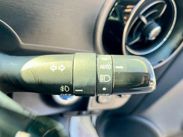 アクア Ｇソフトレザーセレクション　ＴＲＤエアロ　純正大型ナビ　フルセグテレビ　バックカメラ　衝突軽減　黒革調シート　シートヒーター　スマートキー　クルコン　ＬＥＤヘッドライト　フォグ　ＥＴＣ　車外アルミ（30枚目）