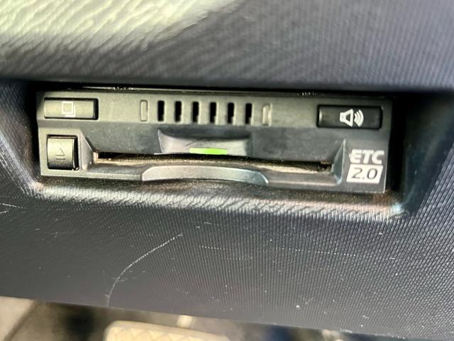 アクア Ｇソフトレザーセレクション　ＴＲＤエアロ　純正大型ナビ　フルセグテレビ　バックカメラ　衝突軽減　黒革調シート　シートヒーター　スマートキー　クルコン　ＬＥＤヘッドライト　フォグ　ＥＴＣ　車外アルミ（31枚目）