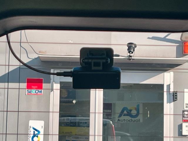 エスクァイア ハイブリッドＧｉ　純正大型ナビ　フルセグテレビ　バックカメラ　天井モニター　衝突軽減　両側電動　スマートキー　クルコン　革調シート　シートヒーター　ＬＥＤヘッド　エアロ　前後ドラレコ　ＥＴＣ　モデリスタアルミ（32枚目）