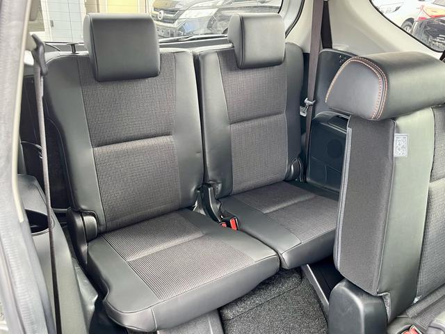 シエンタ ハイブリッドＧ　クエロ　純正ナビ　フルセグテレビ　バックカメラ　衝突軽減　両側電動　スマートキー　コンビシート　シートヒーター　ＬＥＤヘッドライト　フォグ　ドラレコ　ＥＴＣ　純正アルミ（13枚目）