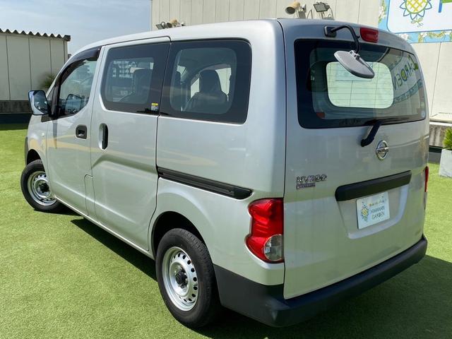 ＮＶ２００バネットバン ＤＸ　５人乗り／社外ナビ／バックモニター／ＥＴＣ／Ｂｌｕｅｔｏｏｔｈ対応／禁煙車（12枚目）