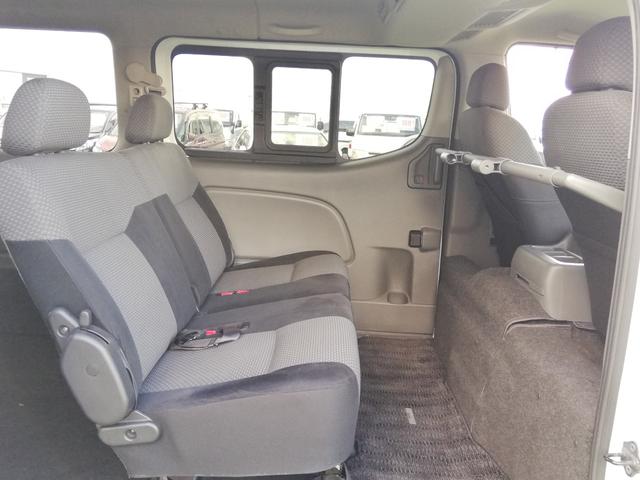 NV350キャラバンバン ロングプレミアムGX 5人乗り/スマートキー/後席ヒーター/後席クーラー/ダブルエアコン/オートクロージャードア/ワンオーナー法人車/記録簿あり/禁煙車(53枚目)