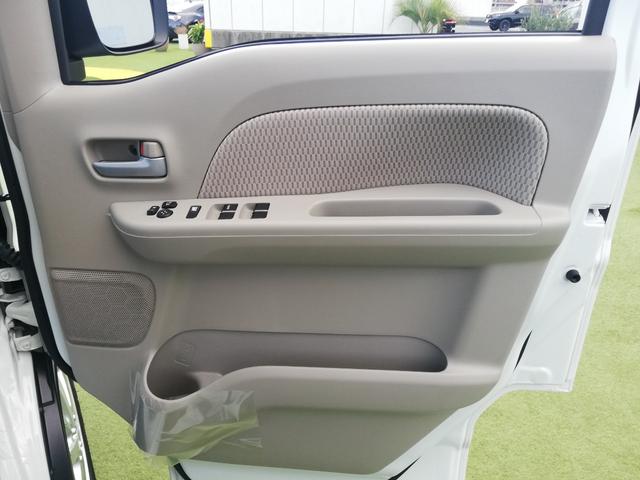 エブリイワゴン ＰＺターボスペシャル　届け出済み未使用車／純正ディスプレイオーディオ／スズキセーフティーサポート／コーナーセンサー／シートヒーター／オートステップ／ターボ／ＬＥＤヘッドライト（44枚目）