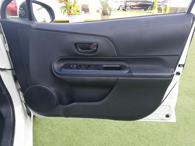 アクア S プリクラッシュセーフティー/車線逸脱警報/LDA/VSC/スマートキー/LEDヘッドライト/フロントスポイラー/純正ナビ/地デジ/ETC(46枚目)