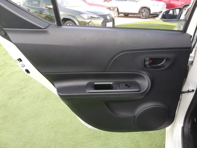 アクア S プリクラッシュセーフティー/車線逸脱警報/LDA/VSC/スマートキー/LEDヘッドライト/フロントスポイラー/純正ナビ/地デジ/ETC(54枚目)