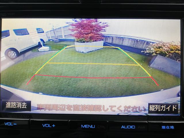 プリウス Ａ　プリクラッシュセーフティー／ＢＳＭ／ＬＤＡ／レーンキープアシスト／クルーズコントロール／バックカメラ／フロントビューカメラ／ＨＵＤ／オートハイビーム／パーキングアシスト（8枚目）