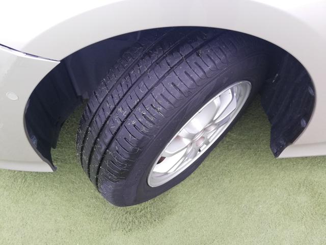 プリウス Ａ　プリクラッシュセーフティー／ＢＳＭ／ＬＤＡ／レーンキープアシスト／クルーズコントロール／バックカメラ／フロントビューカメラ／ＨＵＤ／オートハイビーム／パーキングアシスト（14枚目）