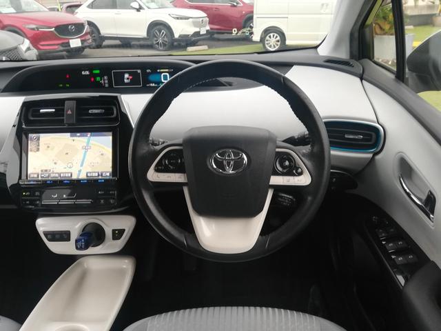 プリウス Ａ　プリクラッシュセーフティー／ＢＳＭ／ＬＤＡ／レーンキープアシスト／クルーズコントロール／バックカメラ／フロントビューカメラ／ＨＵＤ／オートハイビーム／パーキングアシスト（27枚目）