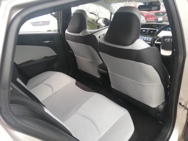 プリウス Ａ　プリクラッシュセーフティー／ＢＳＭ／ＬＤＡ／レーンキープアシスト／クルーズコントロール／バックカメラ／フロントビューカメラ／ＨＵＤ／オートハイビーム／パーキングアシスト（61枚目）