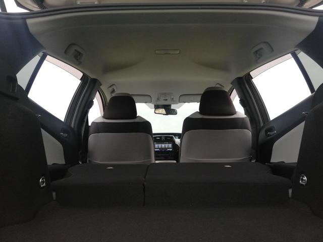 プリウス Ａ　プリクラッシュセーフティー／ＢＳＭ／ＬＤＡ／レーンキープアシスト／クルーズコントロール／バックカメラ／フロントビューカメラ／ＨＵＤ／オートハイビーム／パーキングアシスト（68枚目）