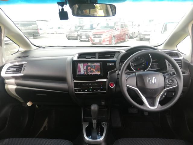 フィット 13G・F ホンダセンシング/衝突軽減/LKAS/バックカメラ/パナソニックナビ/地デジフルセグTV/スマートキー/禁煙車/買取車両/(6枚目)