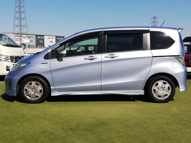 フリードハイブリッド ジャストセレクション　電動スライド／純正ナビ／純正リアモニター／バックカメラ／ＨＩＤヘッドライト／ホンダスマートキーシステム／買取車／オートライト／禁煙車（18枚目）