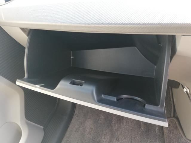 フリードハイブリッド ジャストセレクション　電動スライド／純正ナビ／純正リアモニター／バックカメラ／ＨＩＤヘッドライト／ホンダスマートキーシステム／買取車／オートライト／禁煙車（46枚目）