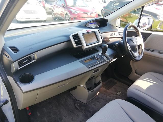 フリードハイブリッド ジャストセレクション　電動スライド／純正ナビ／純正リアモニター／バックカメラ／ＨＩＤヘッドライト／ホンダスマートキーシステム／買取車／オートライト／禁煙車（55枚目）